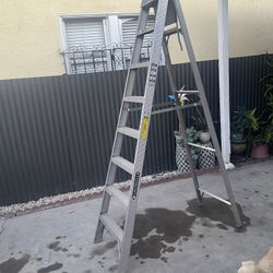 Excellent And Good Condition, Heavy Duty aluminum ladders
