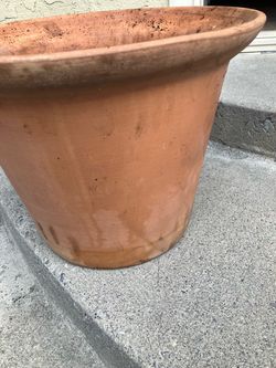Clay pot big