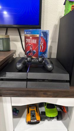 PS4 in very good condition 500 GB
