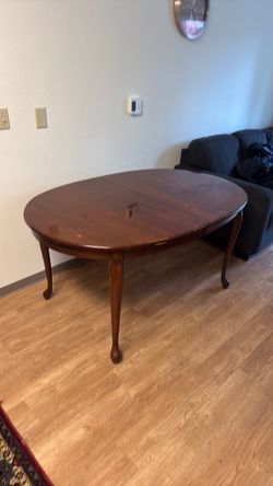 FREE - Oval Wood Dining Table with Queen Anne Legs and Two Chairs