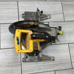 Dewalt meter saw