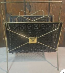 Vintage Retro Wire Magazine Rack