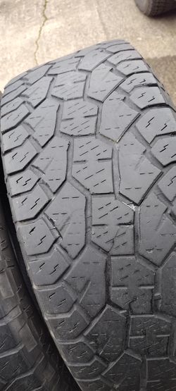 2 used tires 275-55-20