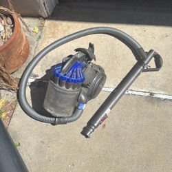 Dyson Vacuum $40