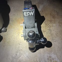 B&W Tow Receiver Hitch
