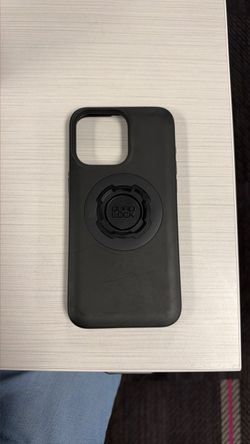 iPhone 15 Pro Max Quad-lock MagSafe Case