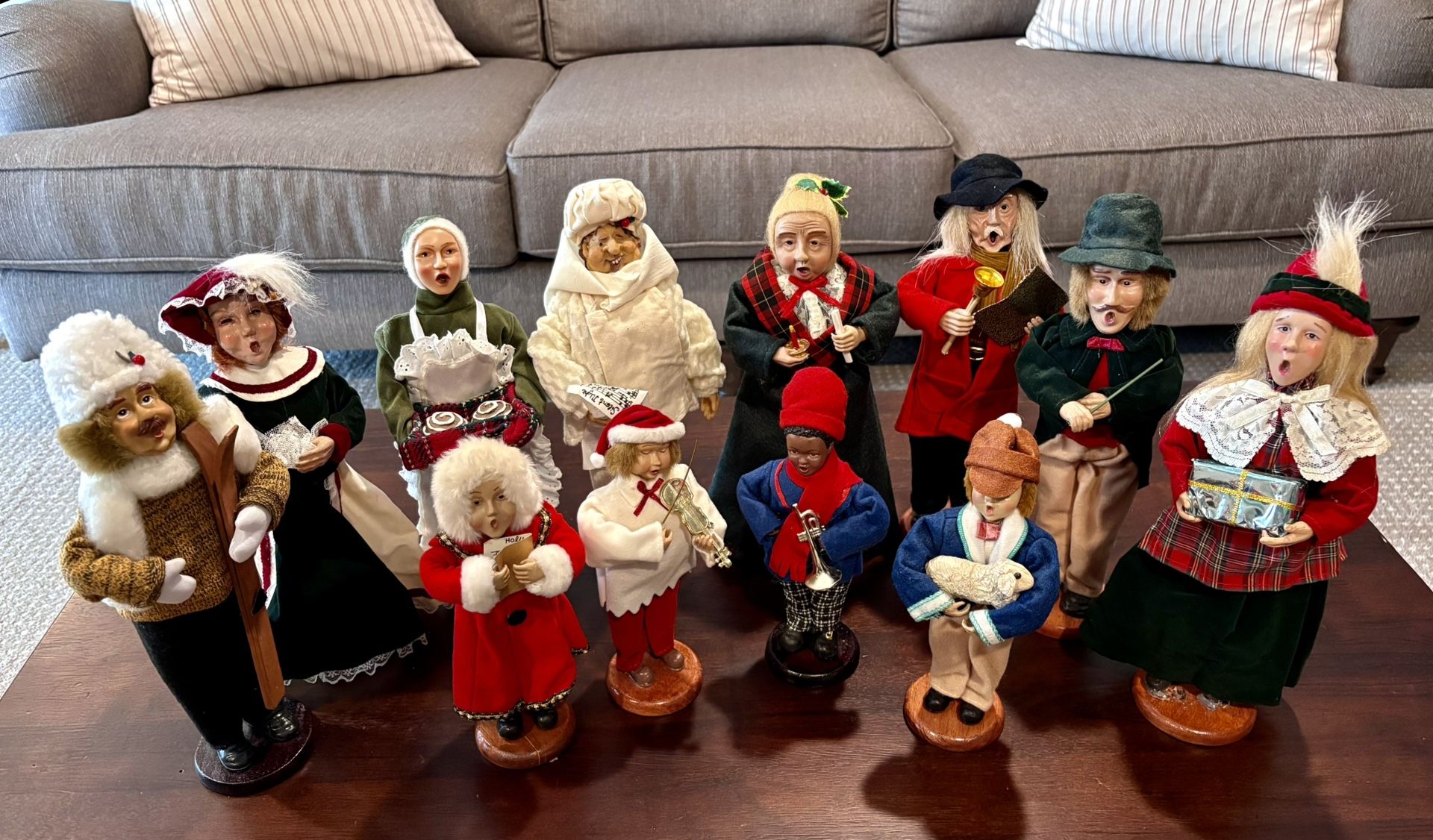 Christmas Carolers