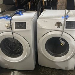 Samsung Front Load Washer/dryer Combo 