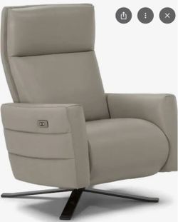 Natuzzi Editions Istante Power Reclining Electric Battery Swivel Chair
