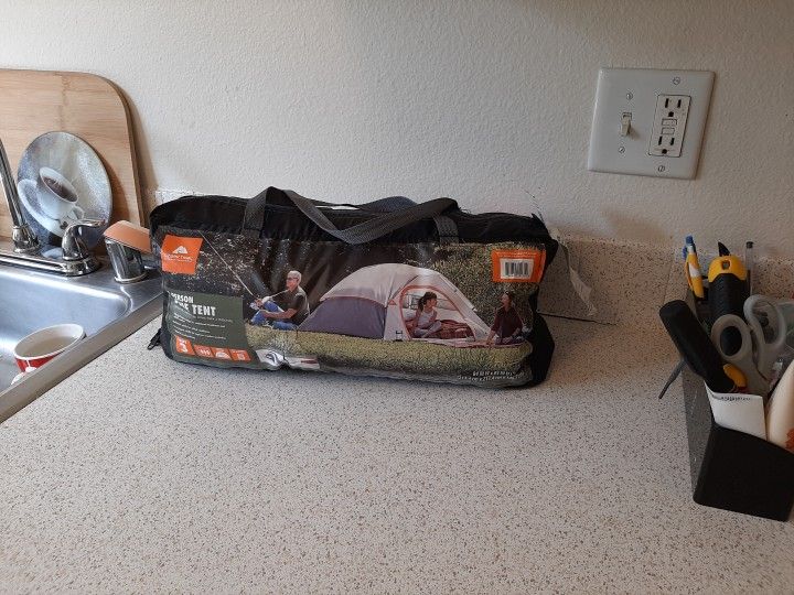 3 Person Dome Tent