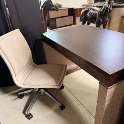 Modern Desk with Patterned Sides With Chair