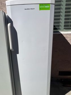 Upright Freezer garage ready
