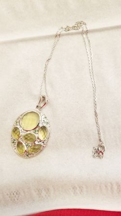 14ctw yellow citrine necklace , with green citrine accents