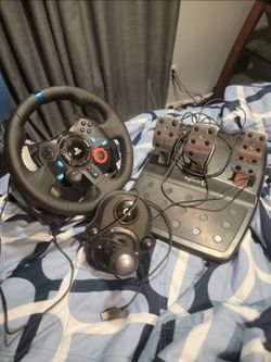 Logitech G29 Racing Wheel Bundle