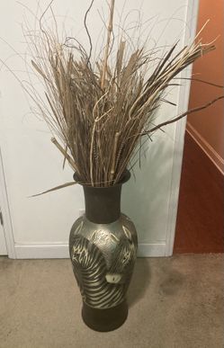 Floor Vase-Zebra design