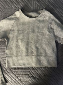 Size Small Grey Long Sleeve