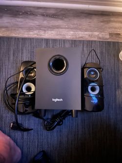 Logitech gamer speakers
