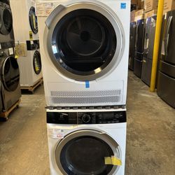 New! Electrolux 24” Compact Load Washer & Gas Dryer Set 
