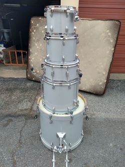 TAMA  drum set