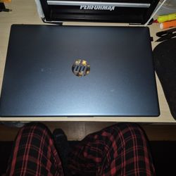 Hp 15" Touchscreen Laptop Windows 11