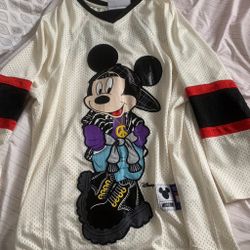 HM DISNEY COLLAB JERSEY. !!!! 150$ FIRM