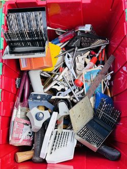 Lot If Mixed Tools , Hand Tools, Socket, Paint 