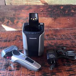 Panasonic ES-LT7N 3-Blade Electric Wet Dry Shaver/RC9-19 Self Cleaning Charger