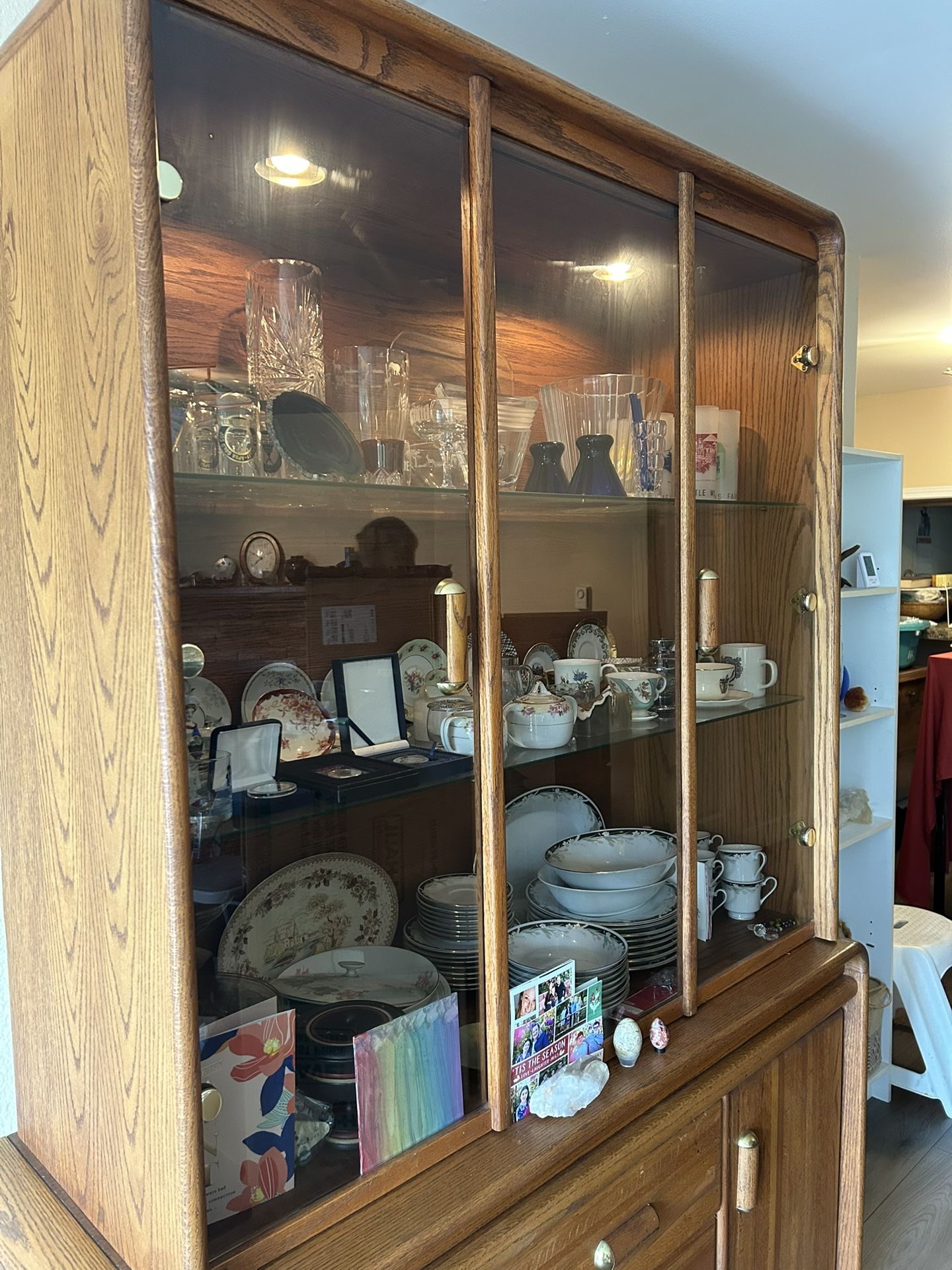 Large China Cabinet - Will Be Empty - Has Light