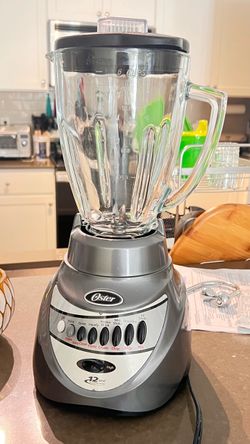 Oster 12-Speed Blender with Glass Jar