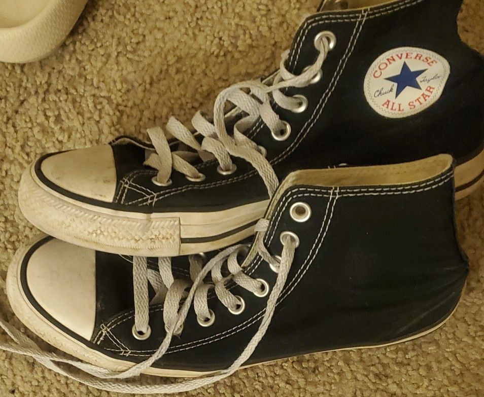 BLACK CONVERSE SIZE 10