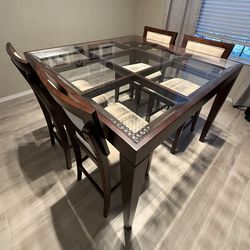 Glass Top Dining Table W/4 Chairs 