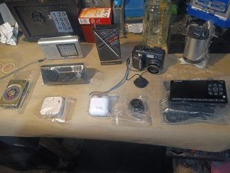 Electronics lot