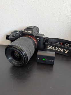 Sony A7 III Camera + 28-70mm Lens