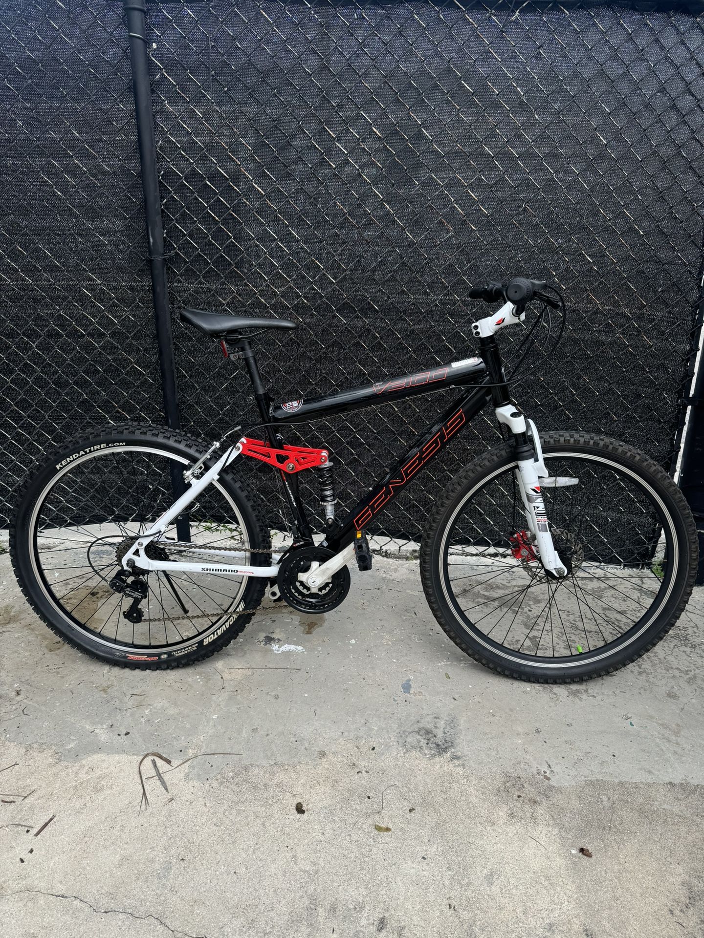 Genesis Mountain Bike 