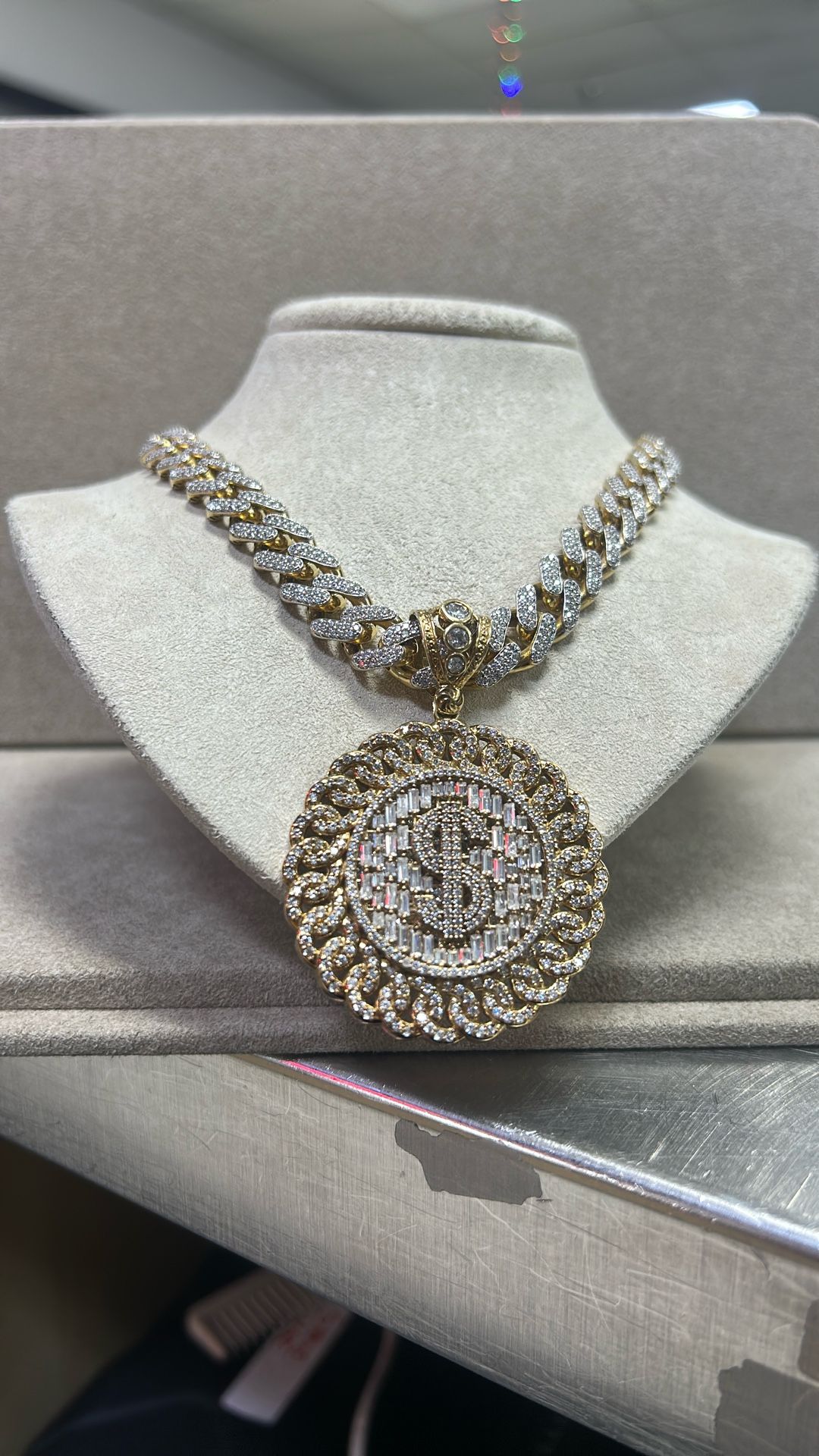 Gold Cuban Chain With Money Gold Pendant 