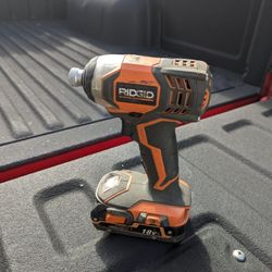 R86034 impact driver clearance