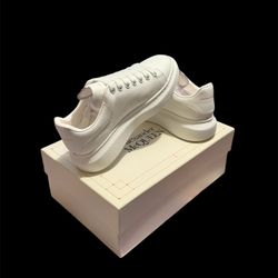 Alexander McQueen Oversized Sneakers – White – Brand New in Box – $380 OBO