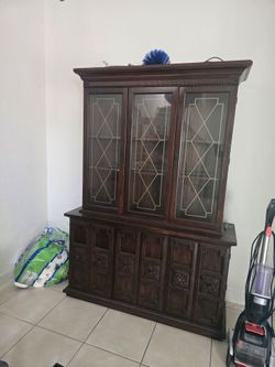 Free China Cabinet