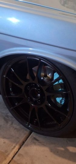 17x7 with brand new tires