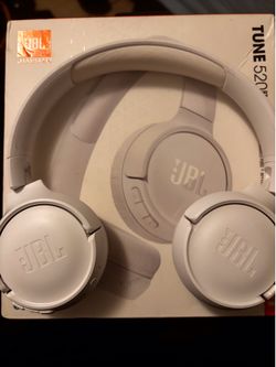 JBL Tune 520 BT Headphones Wireless