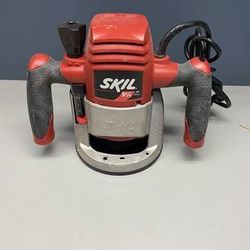Skil 1810 1-3/4 HP Fixed Base Router