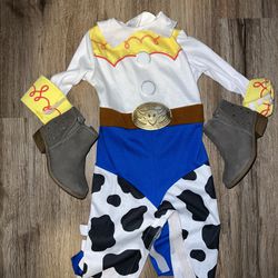Toddler Cowgirl Halloween Costume 2T (with hat!)