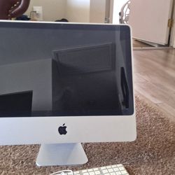 08 Imac 2.4 20" W/ Keyboard