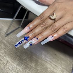Nails 