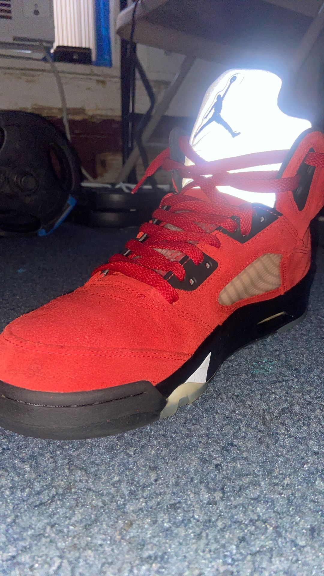 Jordan 5’s raging bull red