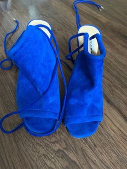 Steve Madden royal blue shoes 6 1/2