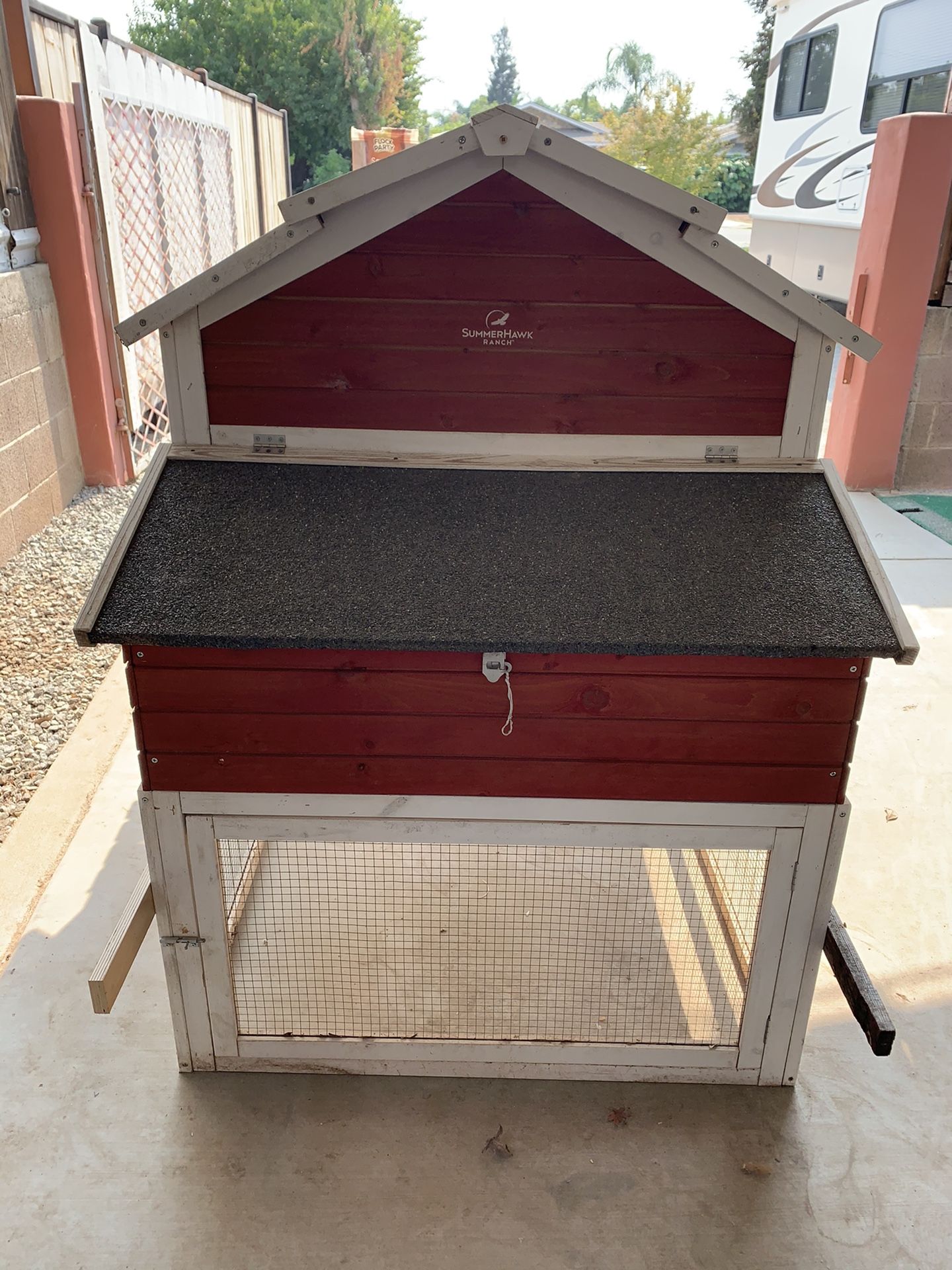 Chicken Coop for Sale in Fresno, CA OfferUp