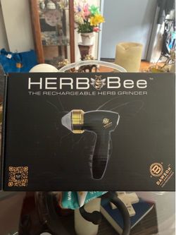 Herb grinder