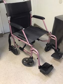 Light Way Aluminum  Transport. Wheel  Chair  Exelente