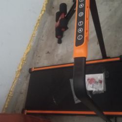 (Moving Sale) Work Out Equipment 